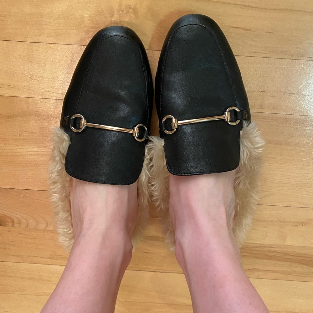 Fluffy Rimmed Loafers